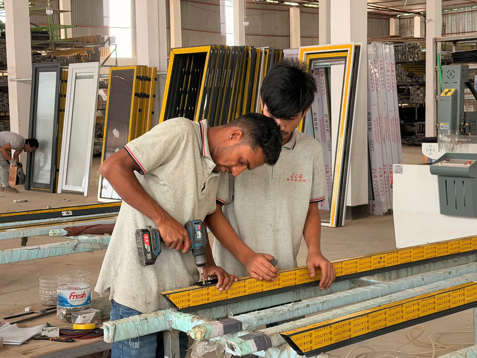 推拉门、折叠门及更多